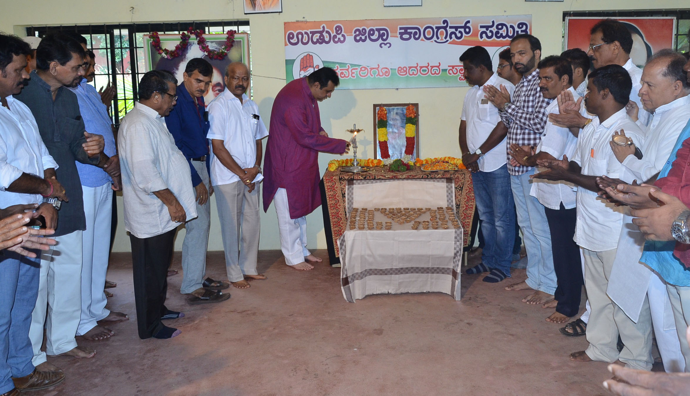 ಉಡುಪಿ: ಇಂದಿರಾ ಗಾಂಧಿಗೆ 100 ದೀಪ ನಮನ